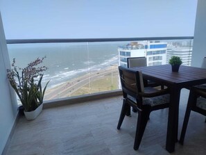 Outdoor dining - Azul infinite... apartasuit in beautiful Cartagena (Cartagena de Indias)