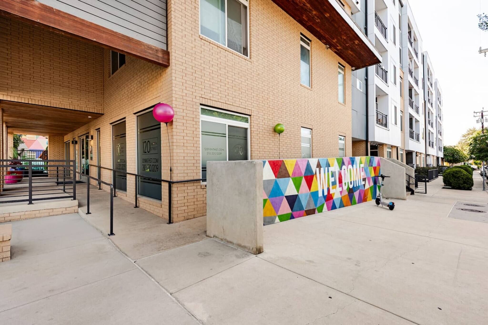 Condo, 1 Bedroom, Accessible, Smoking | Property grounds