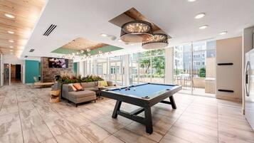 Condo, 1 Bedroom, Accessible, Smoking | Games room