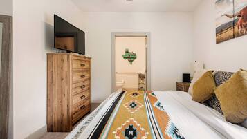 Condo, 1 Bedroom, Accessible, Smoking | 1 bedroom