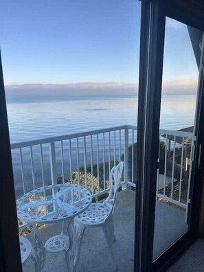 Interior - Seaside Pines Escape (Qualicum Beach)