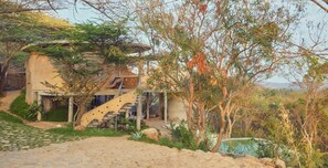 Property grounds - Winterfell by Sanctity Ferme Stays (Shoolagiri)