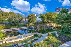 Condo, 1 Bedroom, Smoking, Balcony | Garden - Luxury Riverwalk Penthouse Pool & Skyline Views (San Antonio)