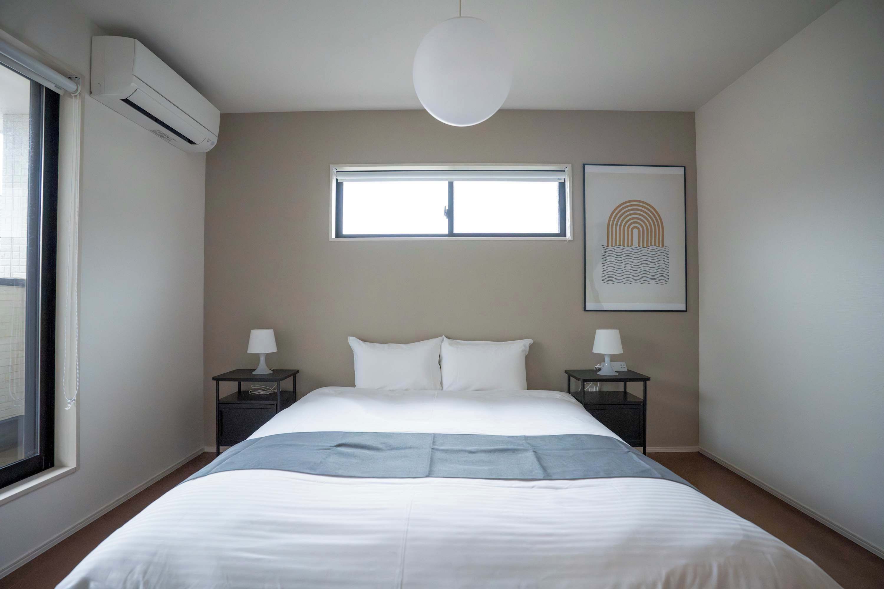 3 bedrooms, desk, iron/ironing board, WiFi