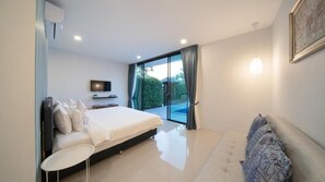 Villa superior, 4 habitaciones, no fumadores, vistas a la piscina