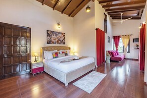 Deluxe villa | Een strijkplank/strijkijzer, gratis wifi