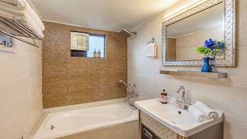 Deluxe-Villa | Badezimmer