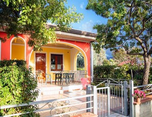 Classic Apartment, 3 Bedrooms | Reception - Apartment in Cilento Near Sandy Beach (Ascea)