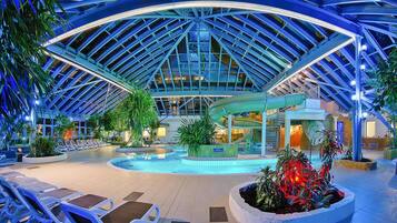 Comfort-Apartment, 2 Schlafzimmer | Pool | Innenpool, Außenpool