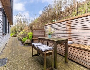 Classic-Apartment, 2 Schlafzimmer | Balkon