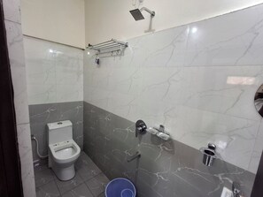Bathroom - The Embassy Inn (Hyderabad)