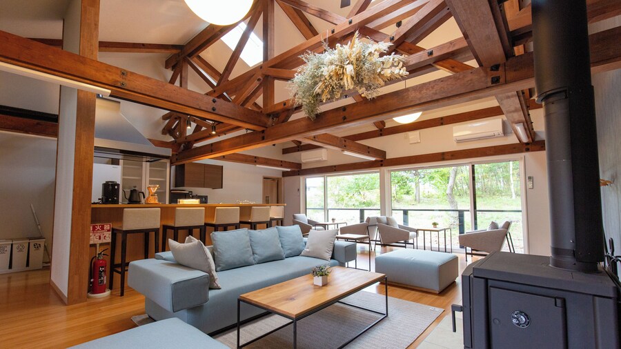 森のオフィス Living