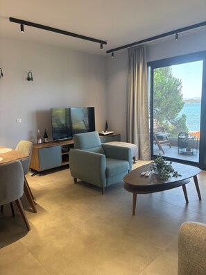 Living area - Beach apartment Wünderschon (Vourvouro)