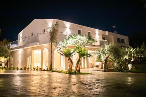 Capovaticano Luxury Rooms
