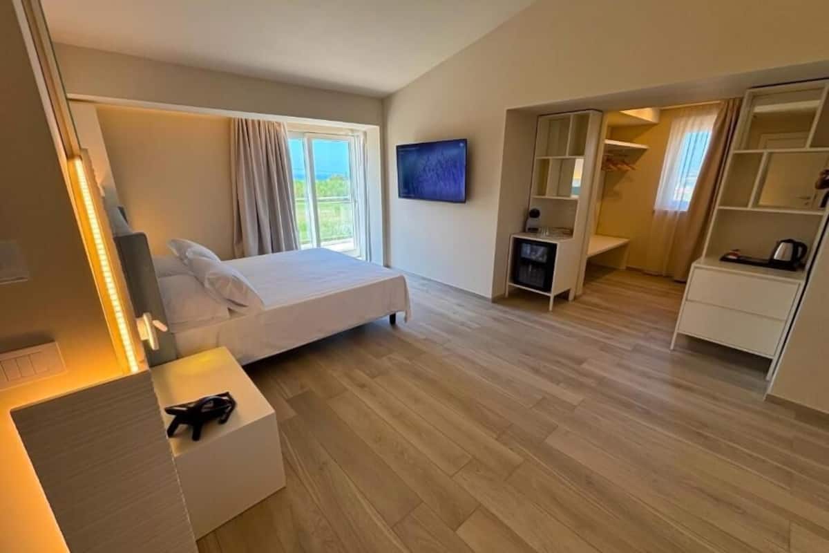 Superior Double or Twin Room, Balcony, Sea View