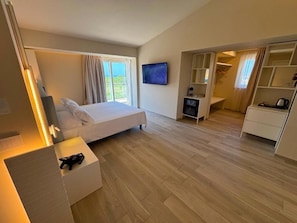 Camera Superior con letto matrimoniale o 2 letti singoli, balcone, vista mare