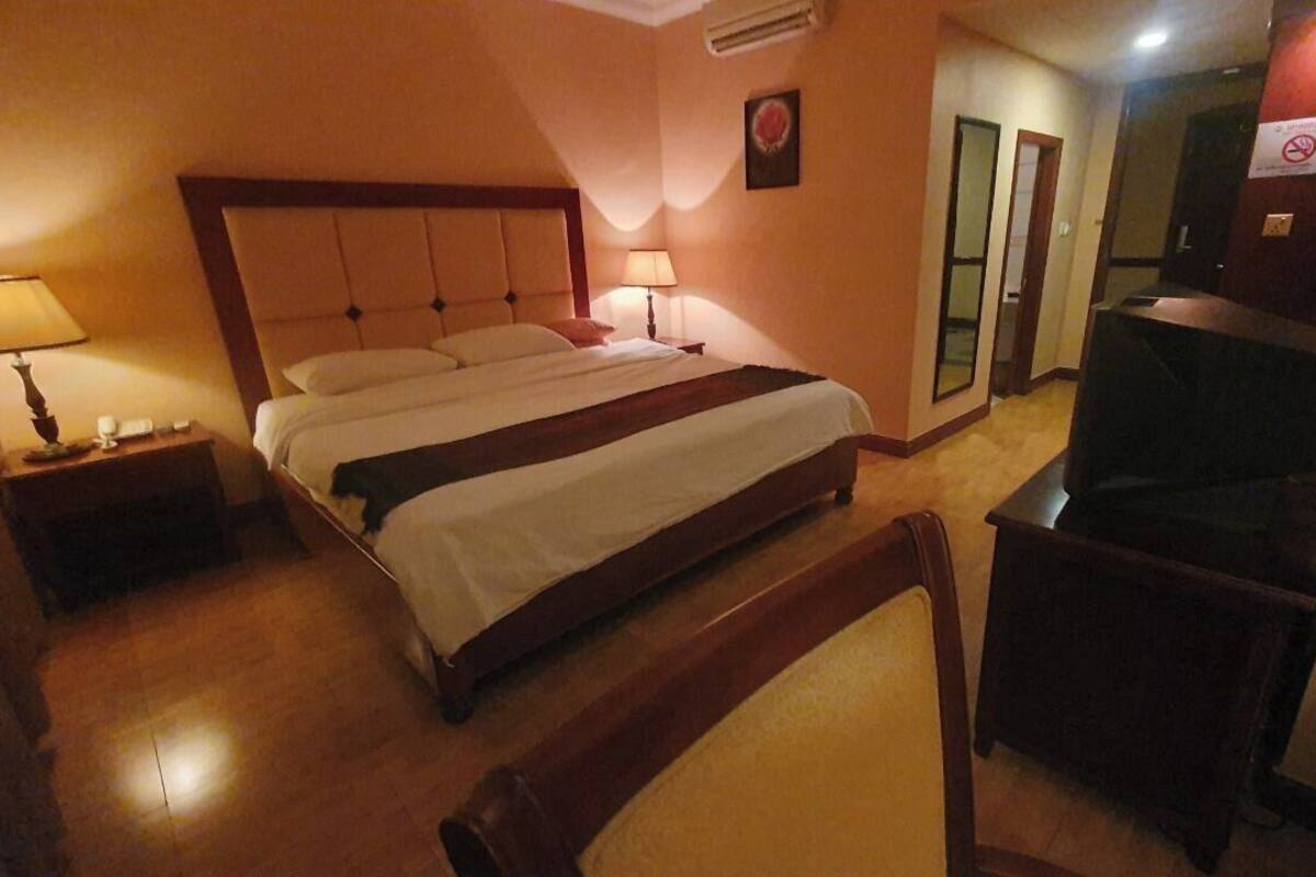 Deluxe Double Room, City View