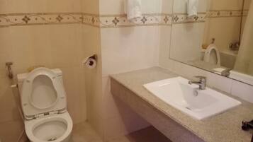 Habitació doble o amb dos llits individuals Deluxe | Bany