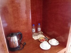 Coffee and/or coffee maker - STUNG SANGKE HOTEL (Battambang)