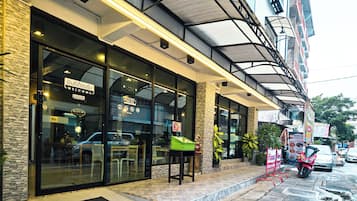 Perincian bahagian luar