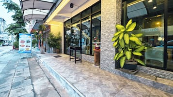 Perincian bahagian luar