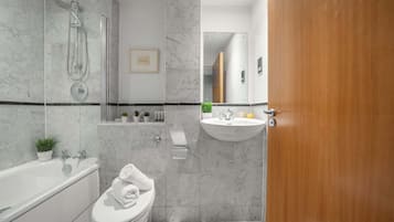 Shower, towels, shampoo