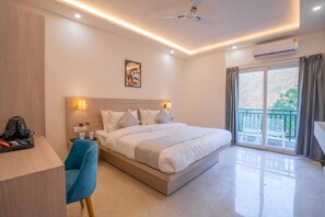 Superior Double Room, Balcony - Alpine Retreat (Rishikesh)
