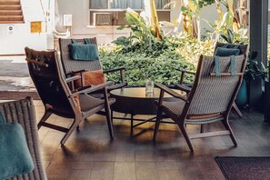 Terrace/patio - 2 Family-Friendly Accommodations, Outdoor Pool, Near Maui Tropical Plantation! (Kahului)