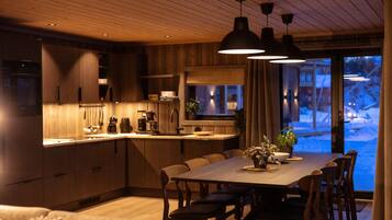 House | 5 bedrooms