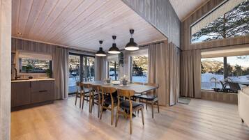 House | 5 bedrooms