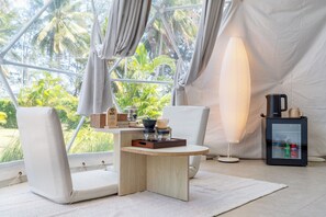 Standard Double Room, Sea View | Coffee and/or coffee maker - Grood Glamping (Bang Saphan)