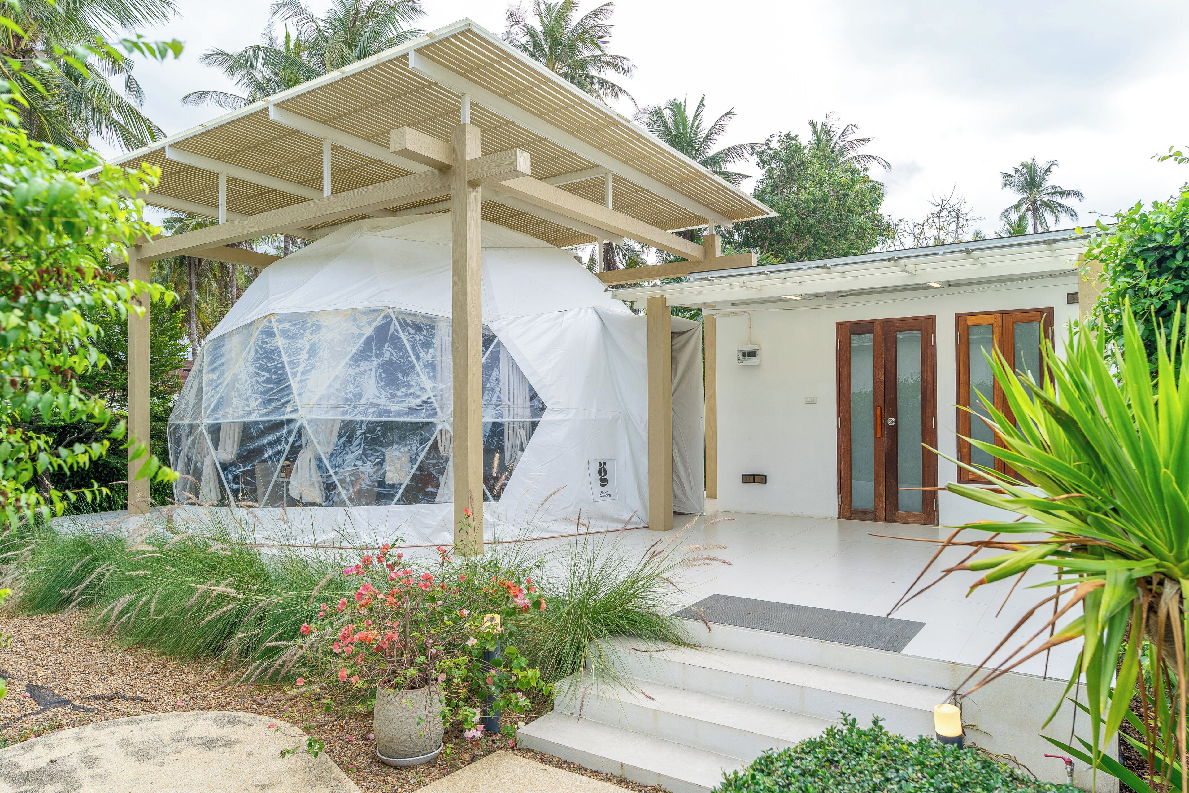 独特帐篷房, 允许带宠物