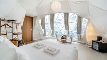 Standard Double Room, Garden View | Minibar, free WiFi, bed sheets