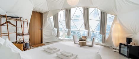 Standaard tweepersoonskamer, uitzicht op tuin | Een minibar, gratis wifi, beddengoed