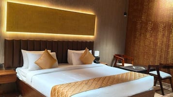 Premium Room, Balcony, Pool View | In-room safe, iron/ironing board, free WiFi