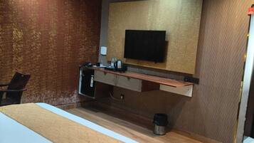 Standaard kamer, 1 kingsize bed, balkon, uitzicht op de stad