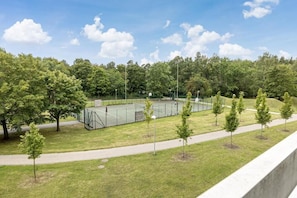 Sports court - Charming Guest Room Retreat in Sundbyberg, Sweden (Sundbyberg)