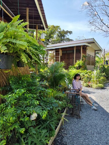 Tranquility living in the garden ,20km from airport