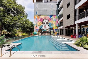 Pool - Riverwalk & Pool View Condo • Pets & Free Parking (San Antonio)