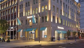 Exterior - Location, Location, Loctation, AK CBD Harbour edge (Auckland City)
