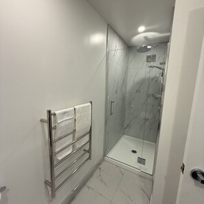 Hair dryer, towels - 1 Bedroom City Retreat at Manchester Street (Christchurch)