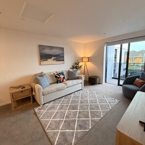TV - Chic and Comfy 1 Bedroom in Manchester Street (Christchurch)