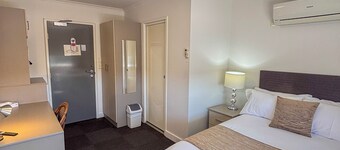 Hotel Gracelands