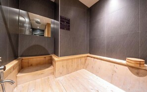 Special Room | Bathroom - Daeheung Manwol Hotel (Daejeon)