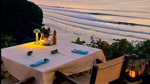 Outdoor dining - Private Pool Villa | Walk to Top Restaurants and Nearby Beach Access!! (Bali)
