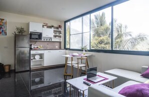 Cabin, 1 King Bed, Balcony, Beach View | Private kitchen - Leela Garden Resort (Ko Pha-ngan)