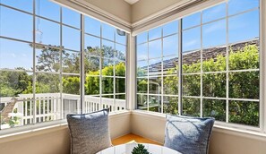 Interior - Casa del Mar - Carmel House - Walk Downtown, Bask in the Sun! (Carmel)