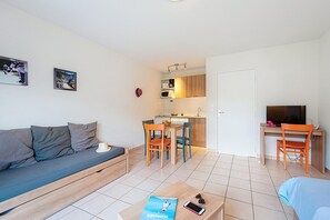 TV connectée, table de tennis de table