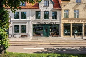 Exterior - GG6 - Cozy 2BR City Center Apartment (Bergen)