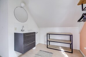 Bathroom - Relaxing Forest Escape for 6 (Ewijk)